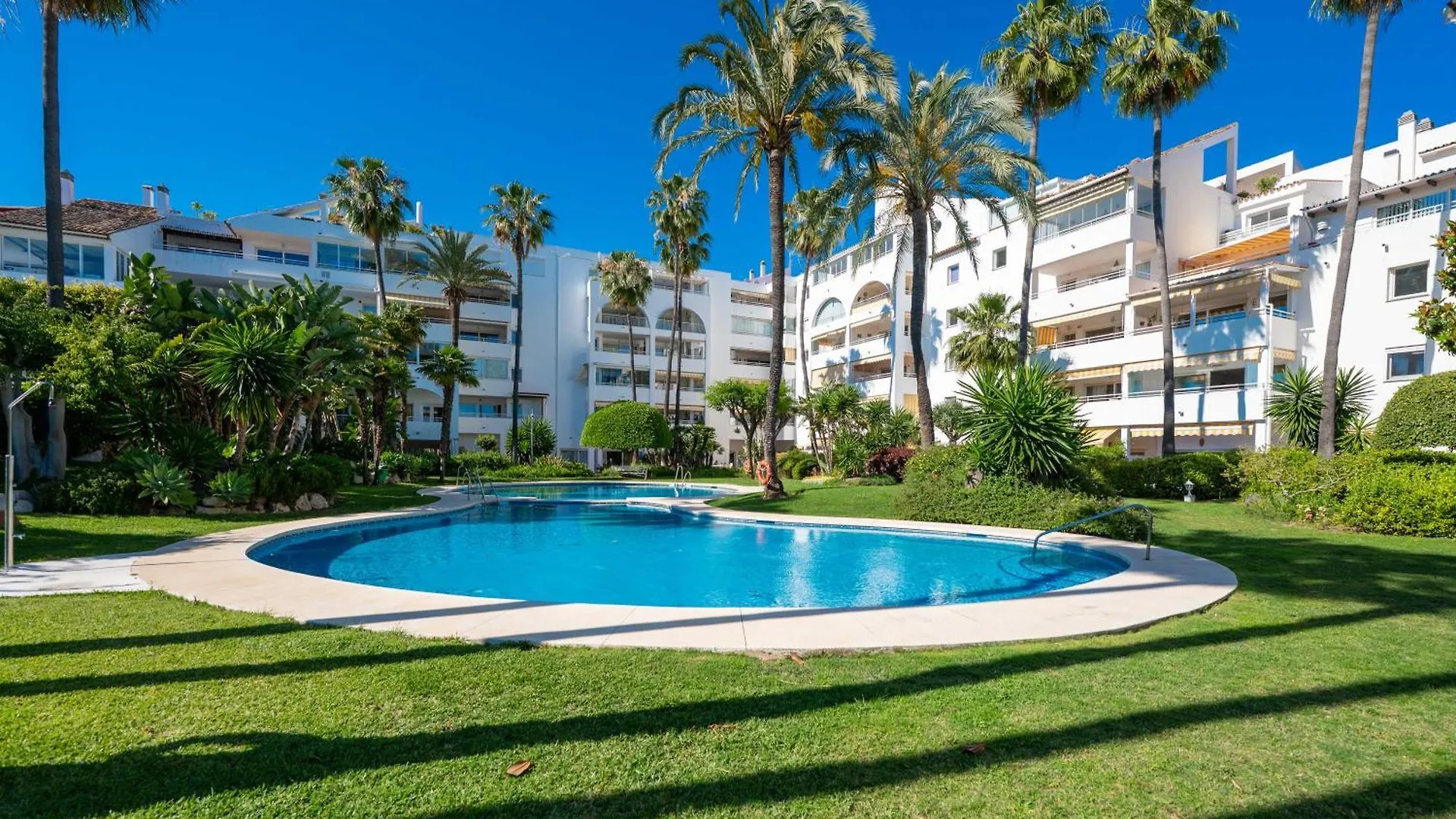 Sea View Nordic Royal Club Apartment Estepona