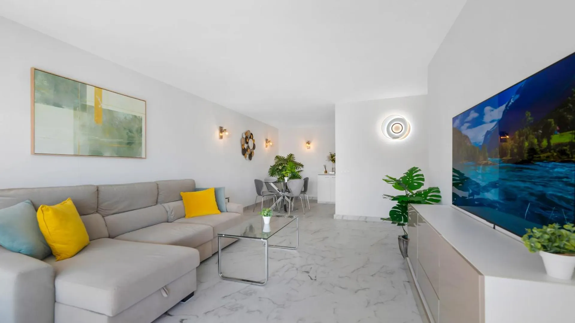 Sea View Nordic Royal Club Apartment Estepona 0*,  Spain