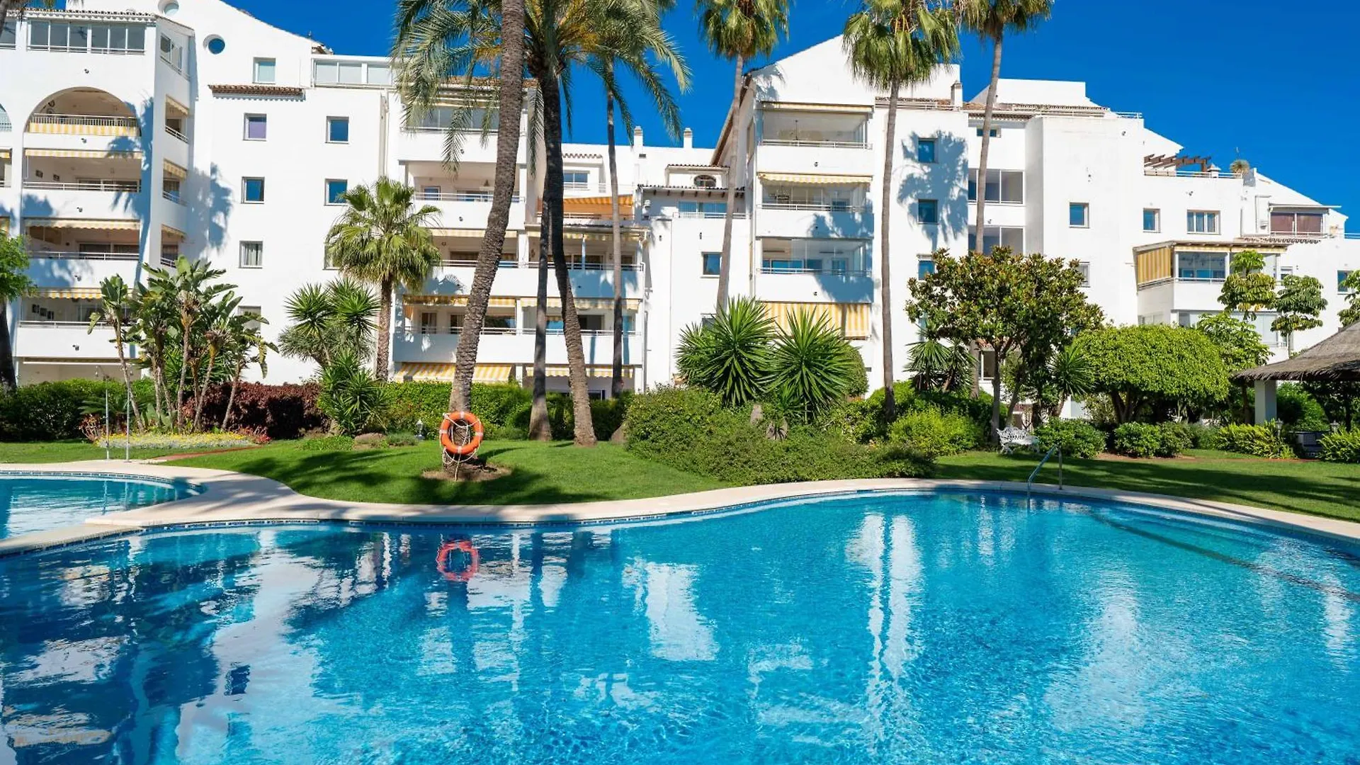 Sea View Nordic Royal Club Apartment Estepona Spain